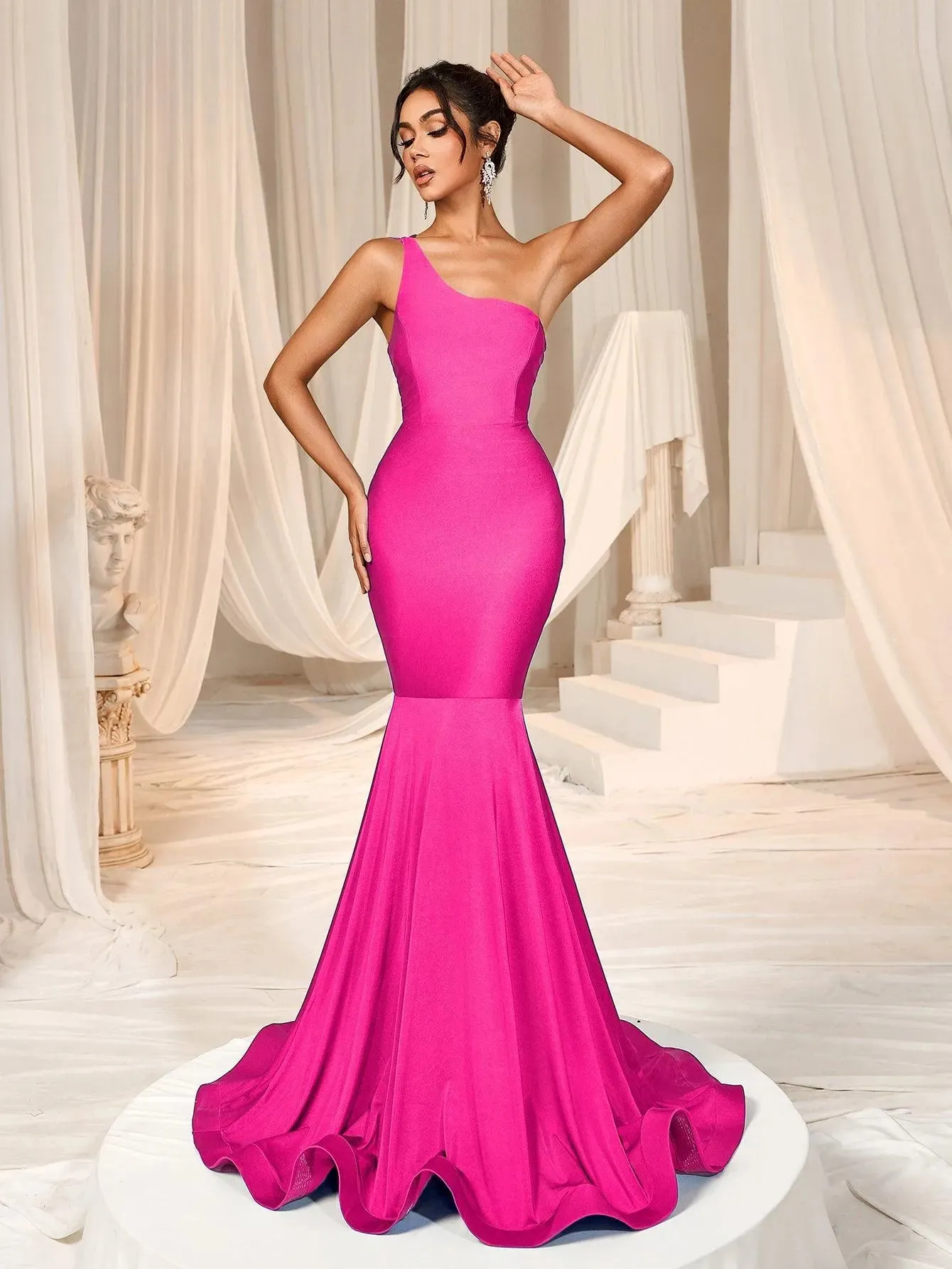 Elegant One Shoulder Mermaid Hem Formal Dresses