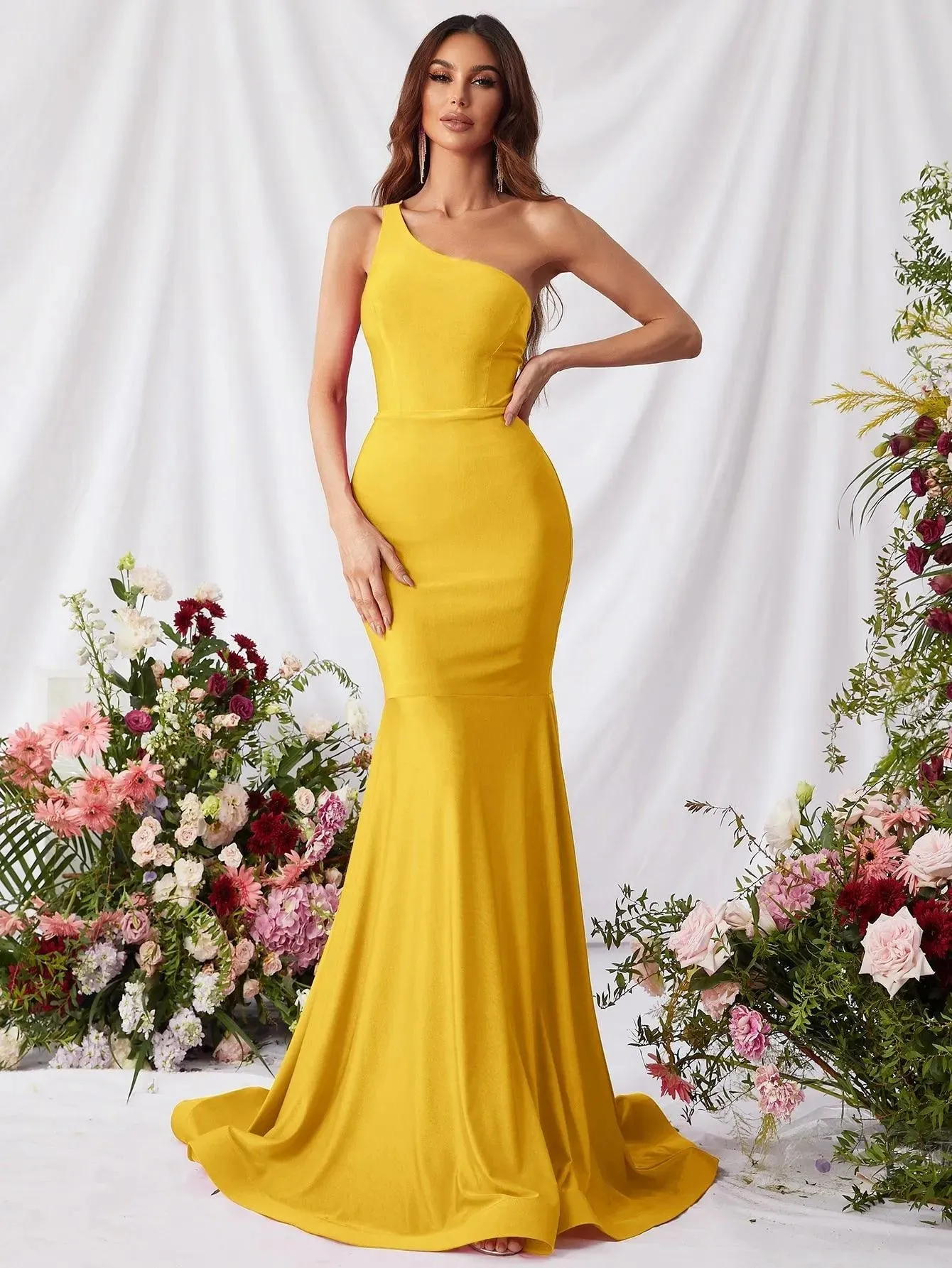 Elegant One Shoulder Mermaid Hem Formal Dresses