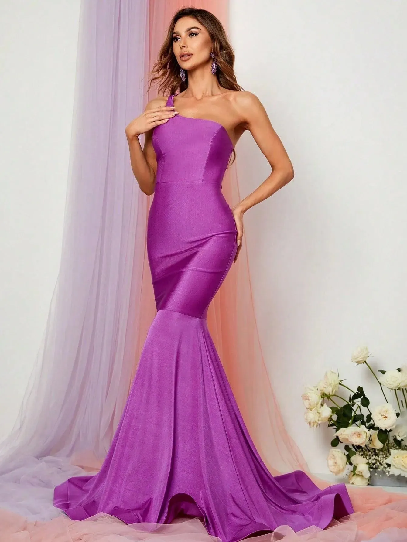 Elegant One Shoulder Mermaid Hem Formal Dresses