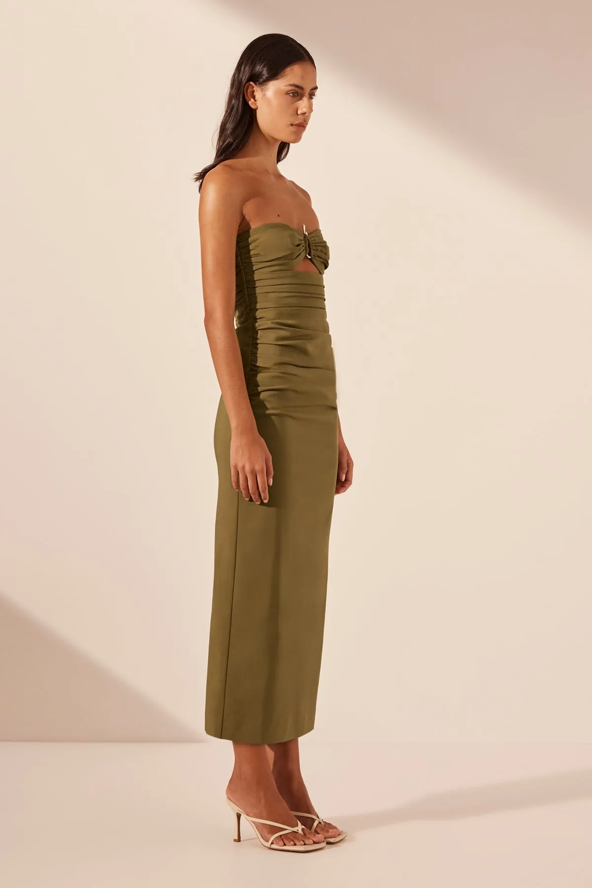 LANI STRAPLESS GATHERED MIDI DRESS - ARMY GREEN