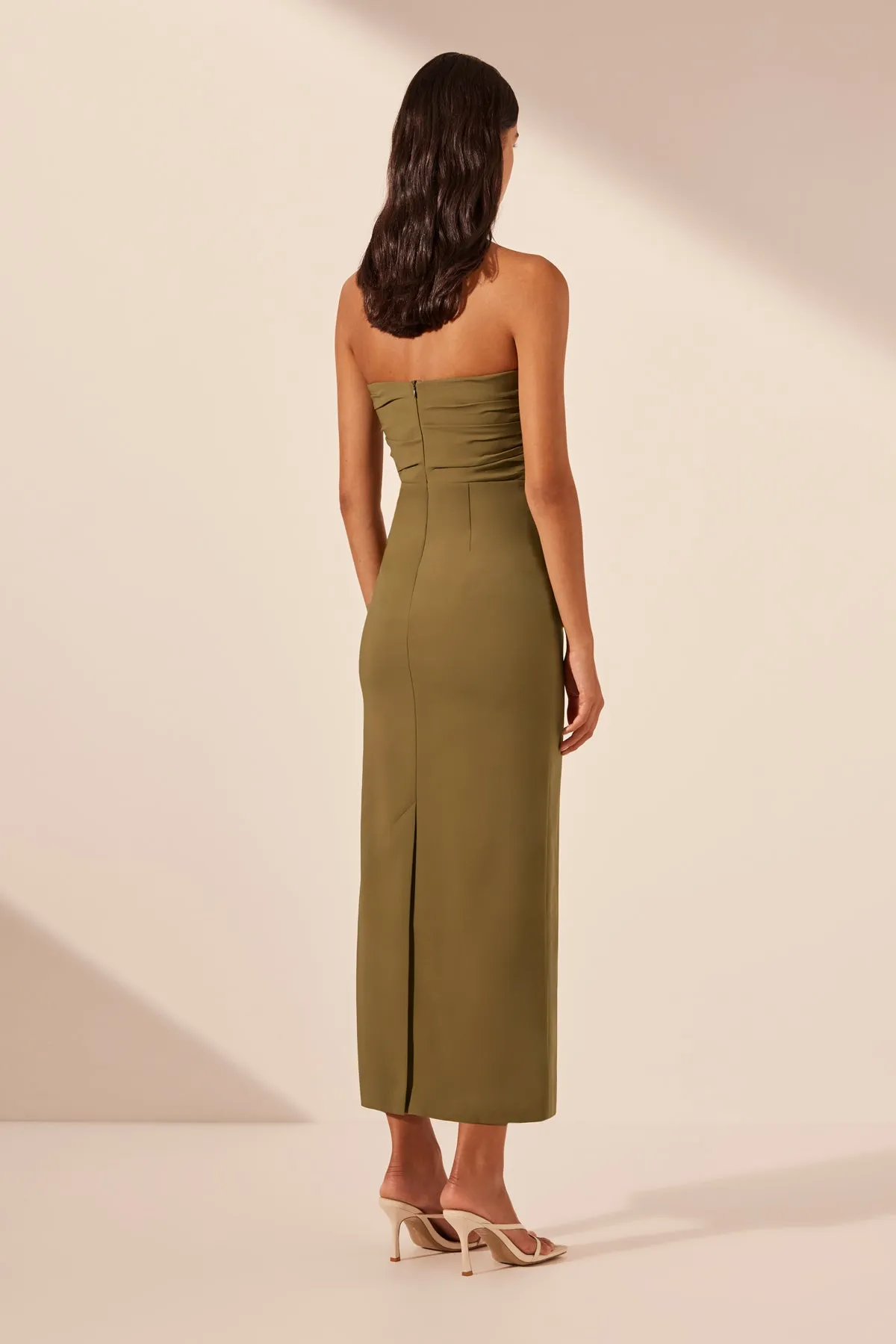 LANI STRAPLESS GATHERED MIDI DRESS - ARMY GREEN